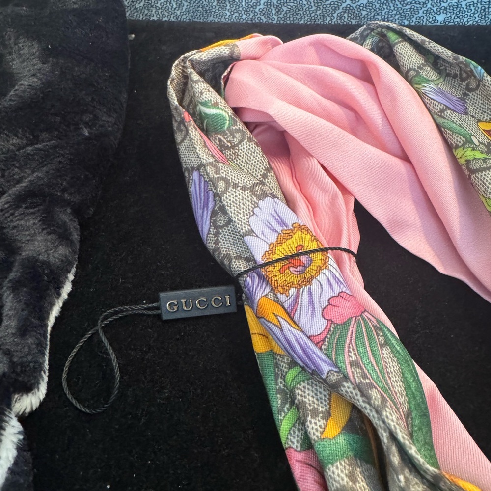 Gucci Pink and Orange Floral Hairband - Picture 5 of 8